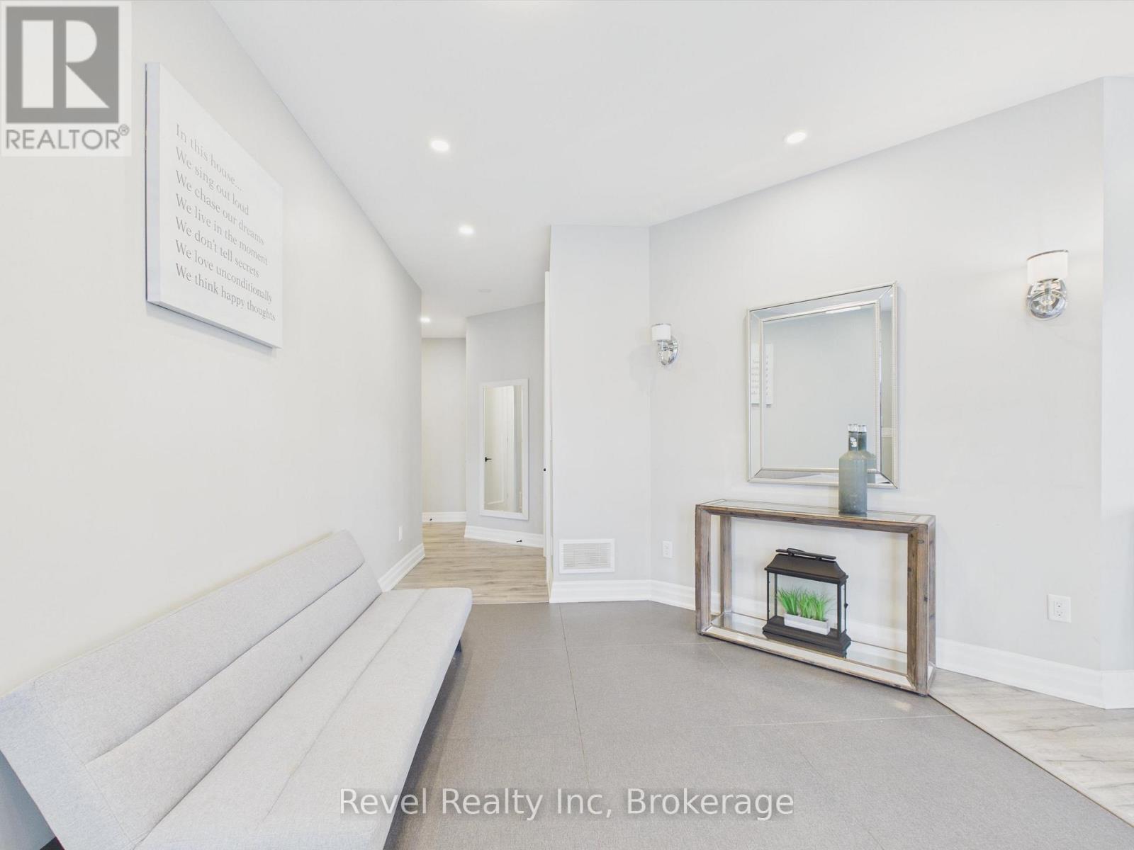 181 Anglo Street, Bracebridge, Ontario  P1L 2H3 - Photo 6 - X13221026