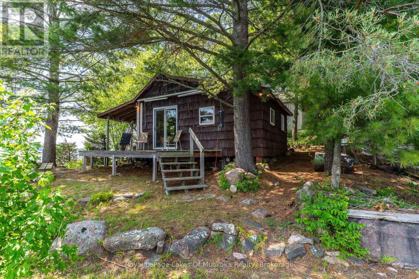 1 Island 2sl Island, Gravenhurst, Ontario  P1P 1R1 - Photo 6 - X13221062