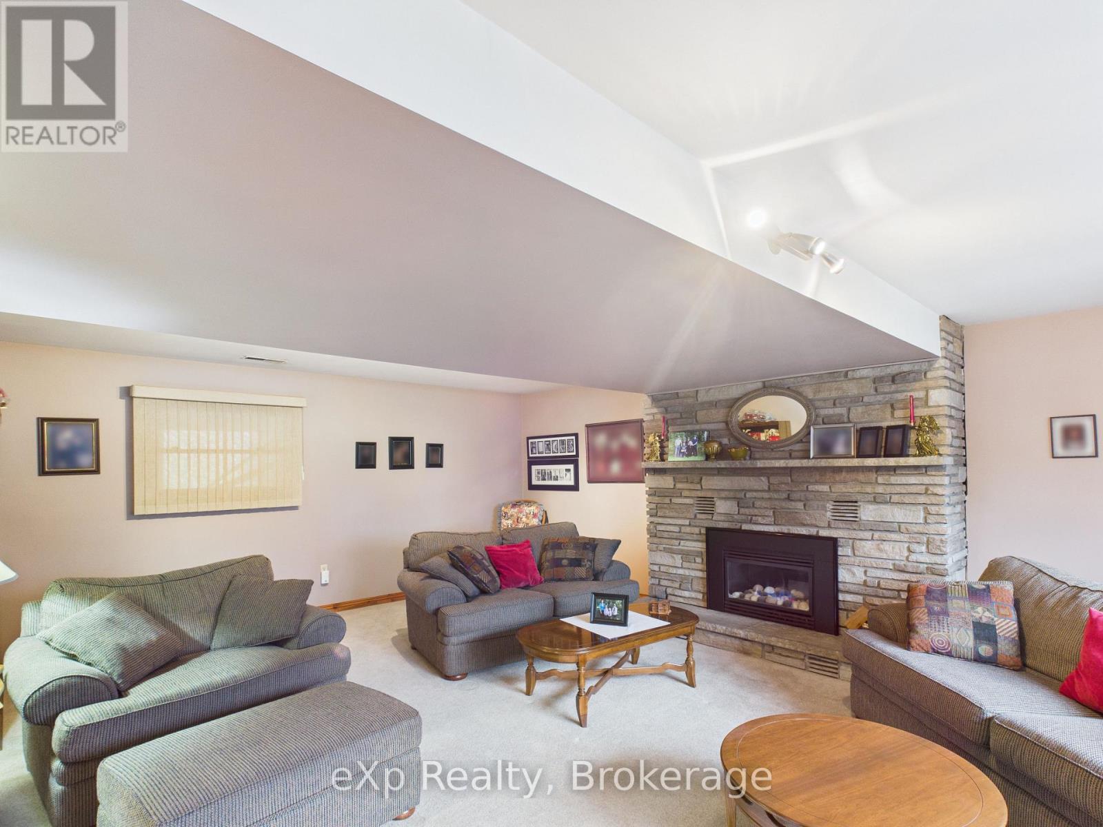 303 Mary Street, Brockton, Ontario  N0G 2V0 - Photo 20 - X13221304
