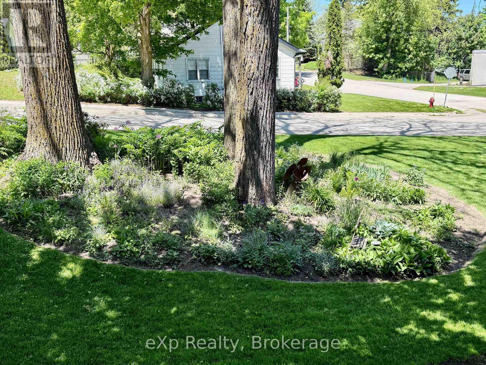 303 Mary Street, Brockton, Ontario  N0G 2V0 - Photo 35 - X13221304