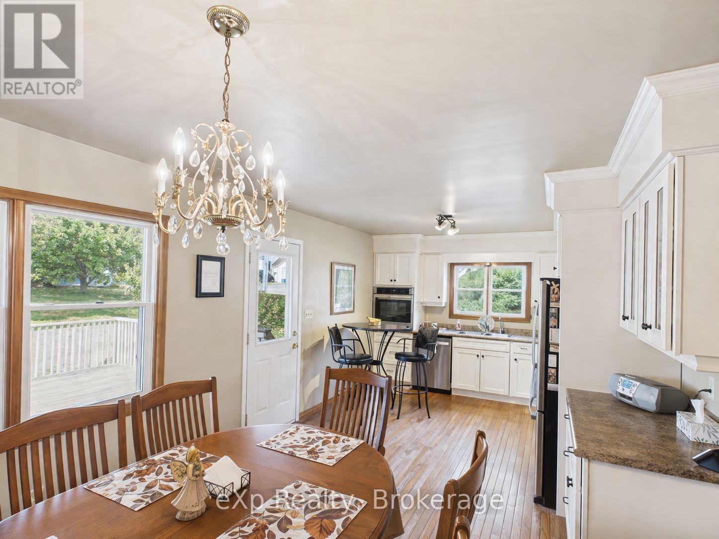 303 Mary Street, Brockton, Ontario  N0G 2V0 - Photo 9 - X13221304