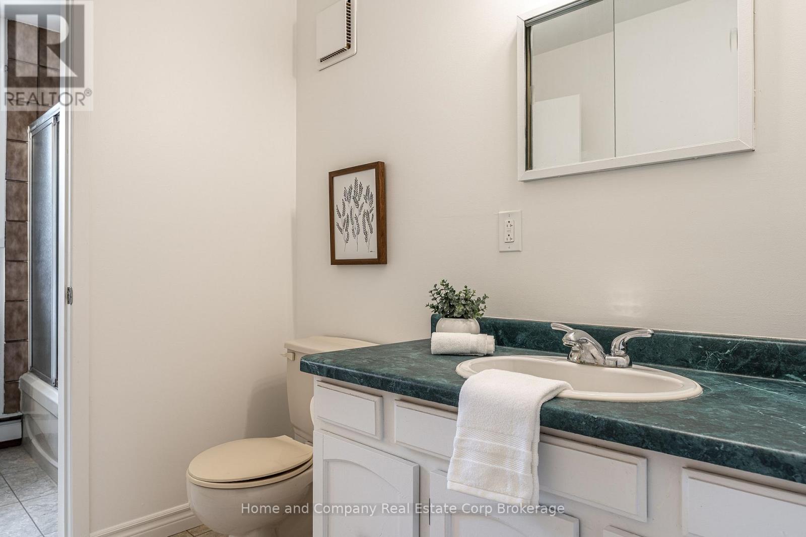 50 Dufferin Street, Stratford, Ontario  N5A 2G5 - Photo 18 - X13221524