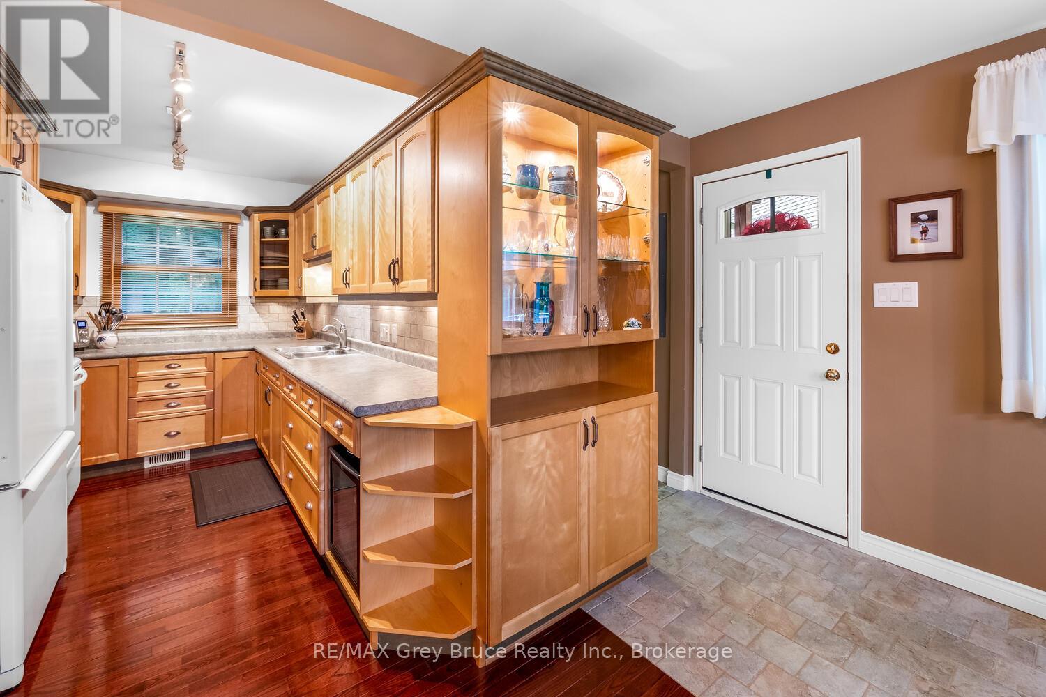 186 Hope Bay Road, South Bruce Peninsula, Ontario  N0H 2T0 - Photo 11 - X13221602