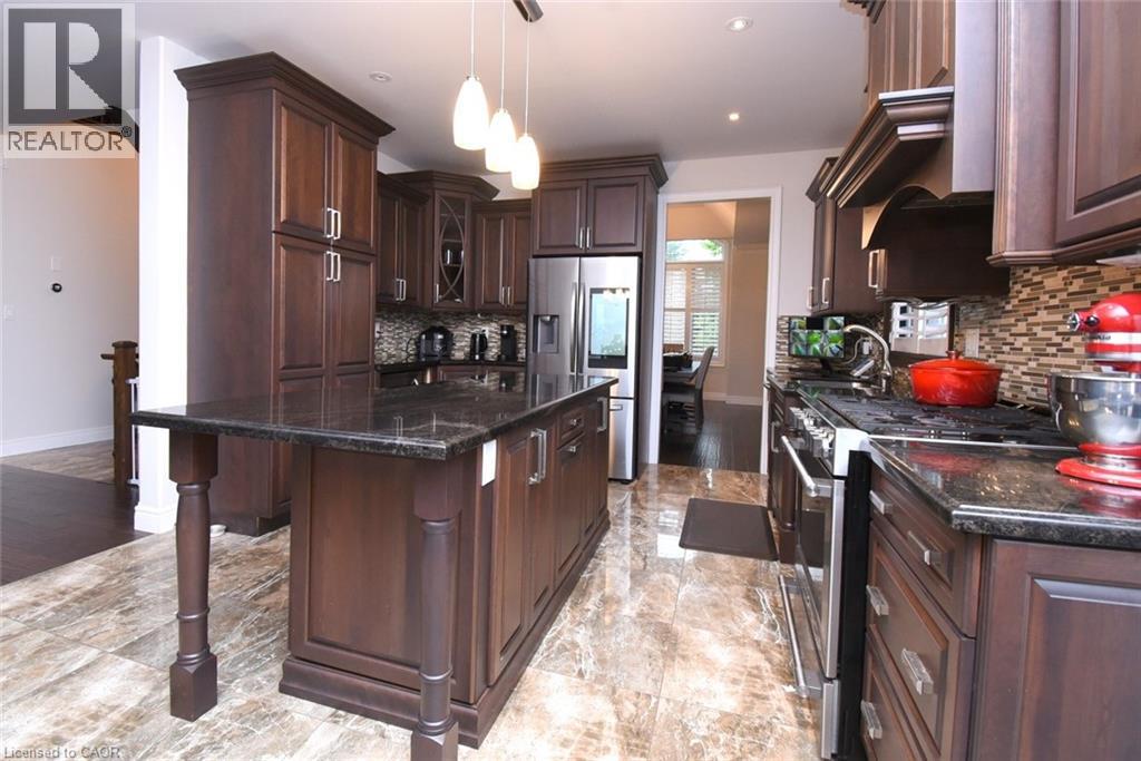 708 Winston Road, Grimsby, Ontario  L3M 4E8 - Photo 15 - 40835235