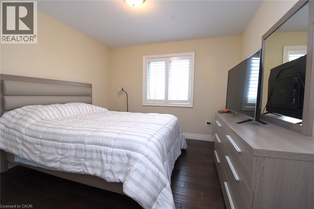 708 Winston Road, Grimsby, Ontario  L3M 4E8 - Photo 22 - 40835235