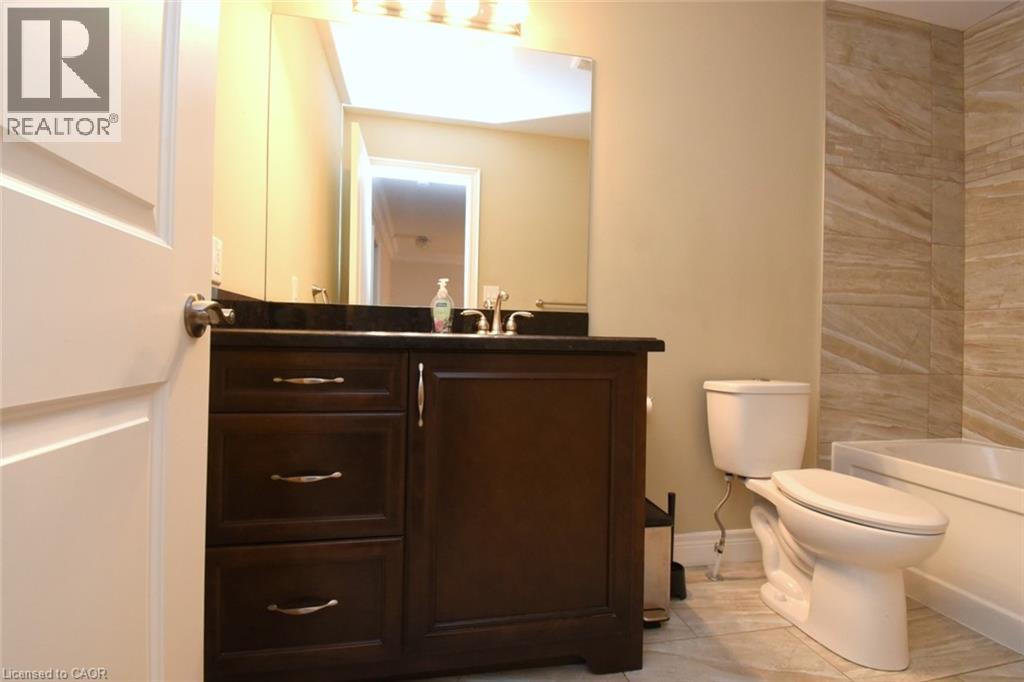 708 Winston Road, Grimsby, Ontario  L3M 4E8 - Photo 25 - 40835235