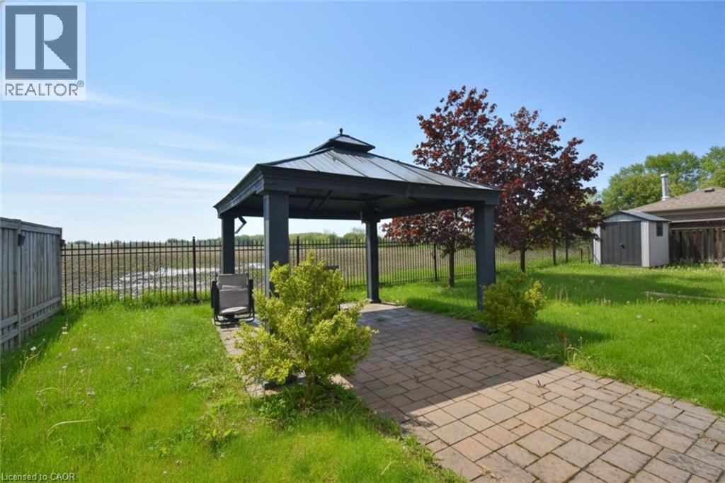 708 Winston Road, Grimsby, Ontario  L3M 4E8 - Photo 38 - 40835235