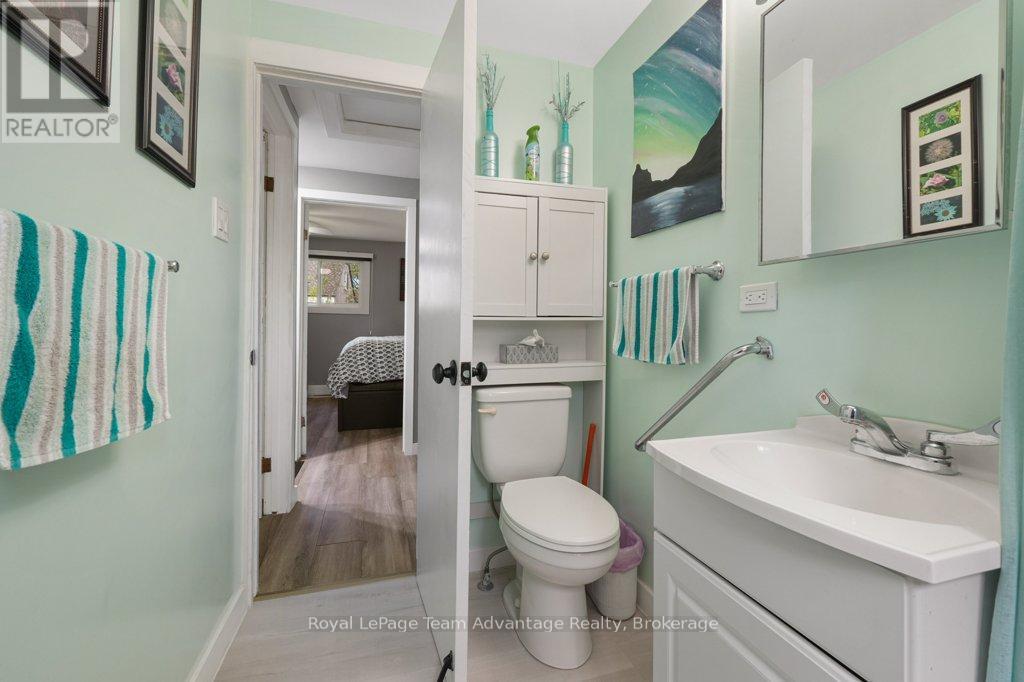 12a Victoria Avenue, Parry Sound, Ontario  P2A 2C1 - Photo 33 - X13221694