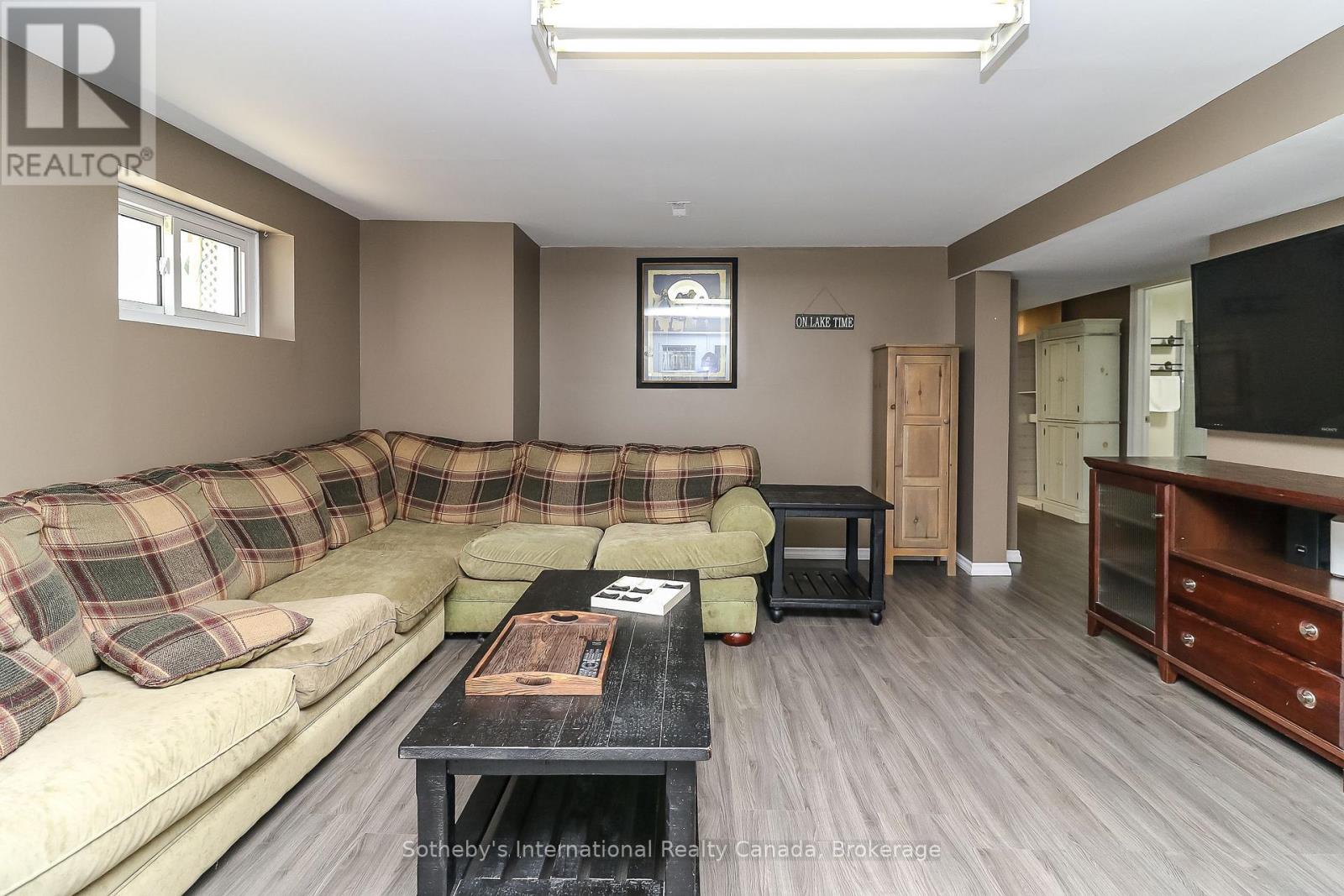 33 Parkwood Drive, Wasaga Beach, Ontario  L9Z 2T2 - Photo 27 - S13221840