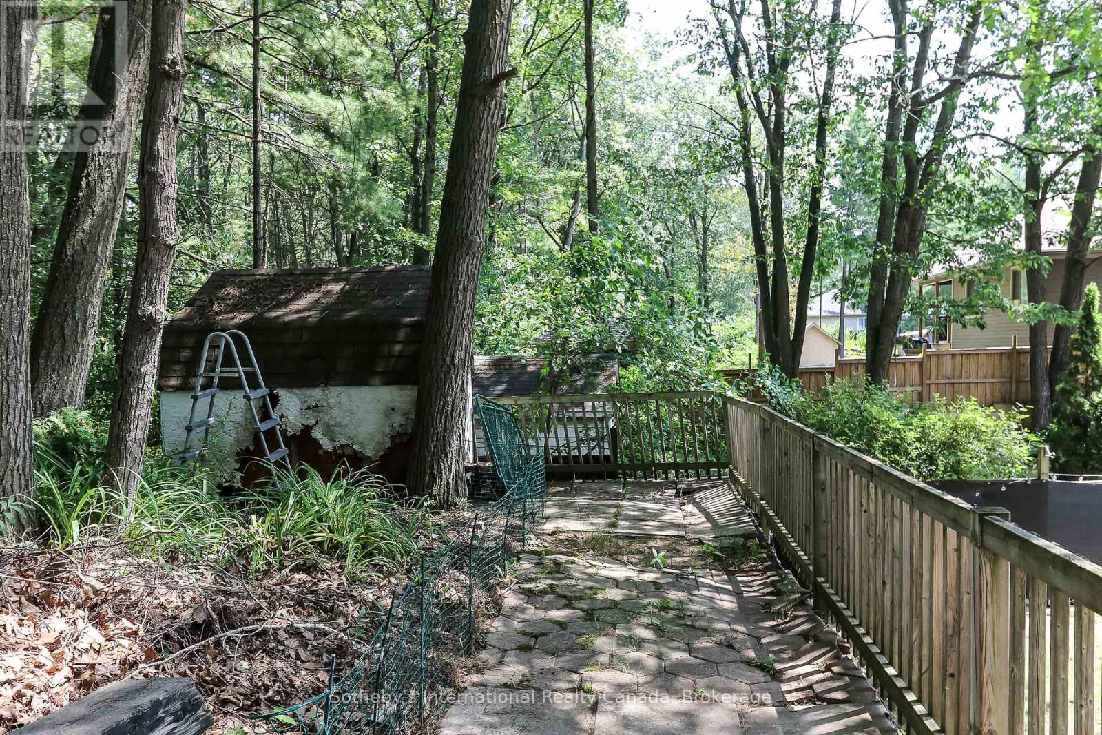 33 Parkwood Drive, Wasaga Beach, Ontario  L9Z 2T2 - Photo 34 - S13221840