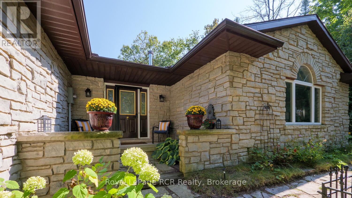 55 Shamrock Boulevard, South Bruce Peninsula, Ontario  N0H 2T0 - Photo 4 - X13221878
