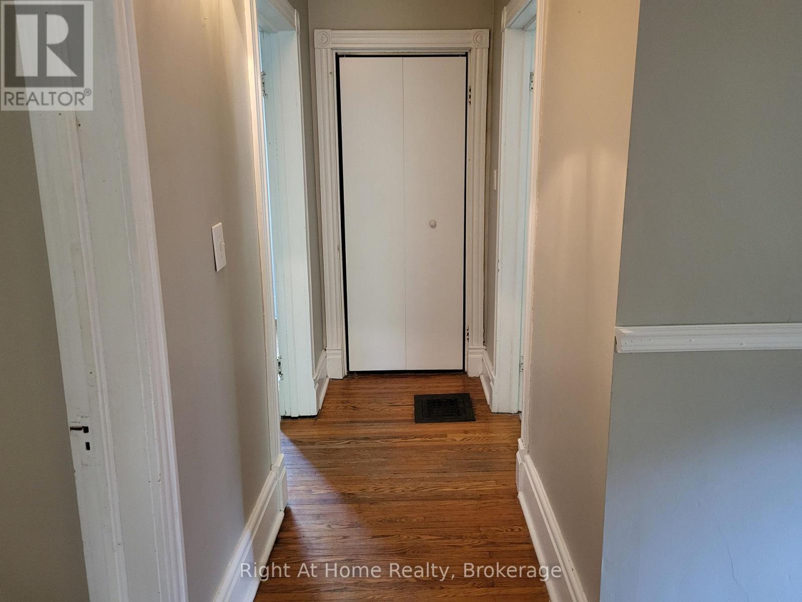 12 Mercer Street, Stratford, Ontario  N5A 6J4 - Photo 14 - X13222428