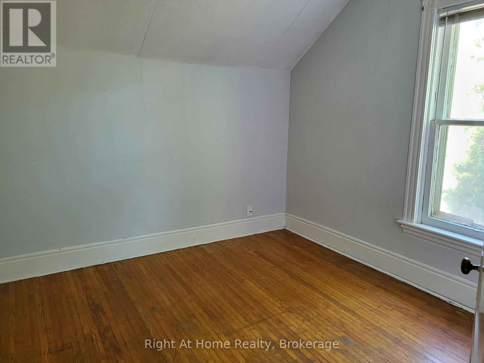 12 Mercer Street, Stratford, Ontario  N5A 6J4 - Photo 21 - X13222428