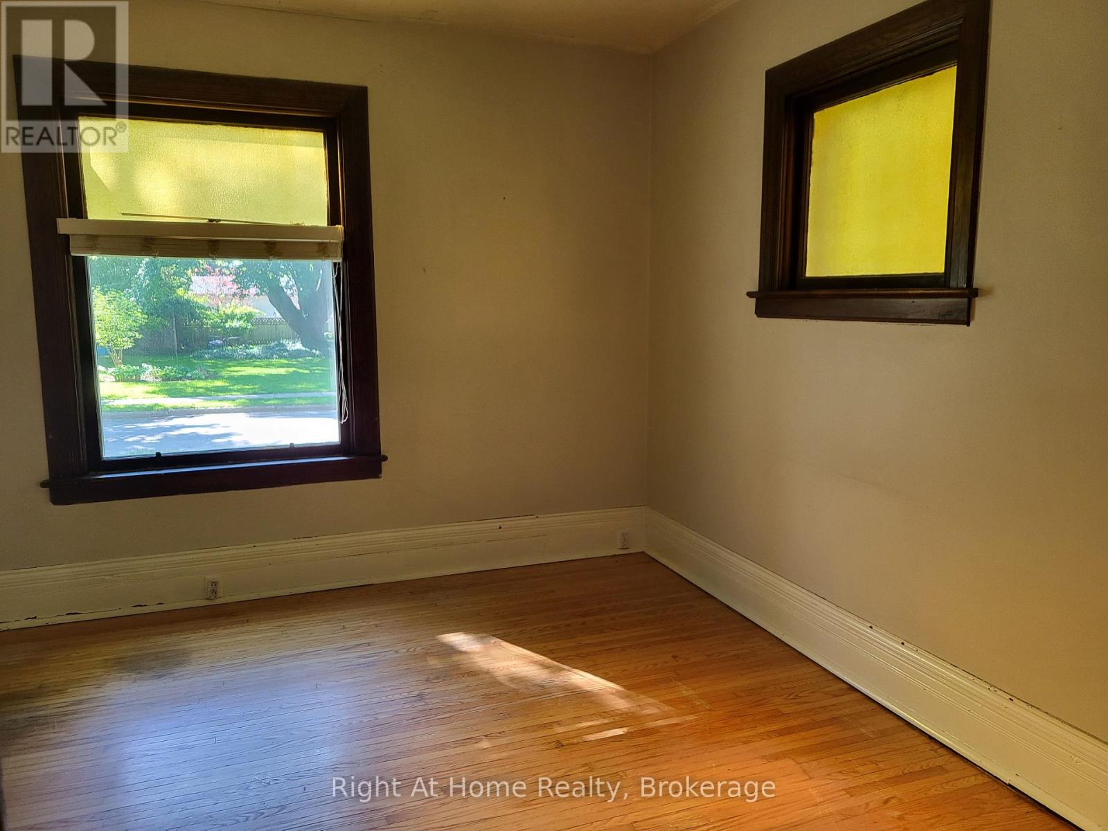 12 Mercer Street, Stratford, Ontario  N5A 6J4 - Photo 5 - X13222428