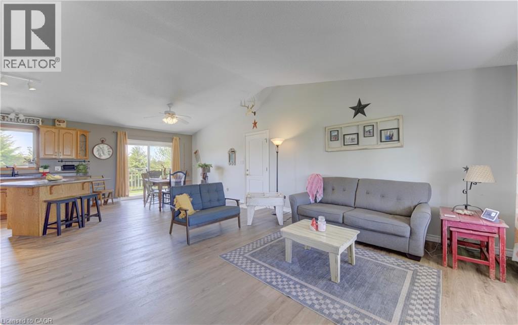 44555 Harriston Road, Gorrie, Ontario  N0G 1X0 - Photo 5 - 40834840