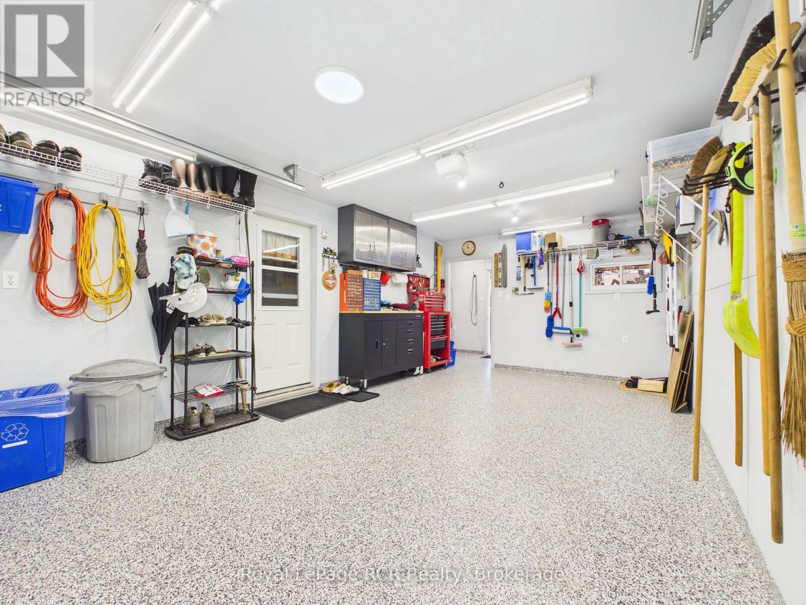 232 William Street, North Huron, Ontario  N0G 2W0 - Photo 27 - X13222742