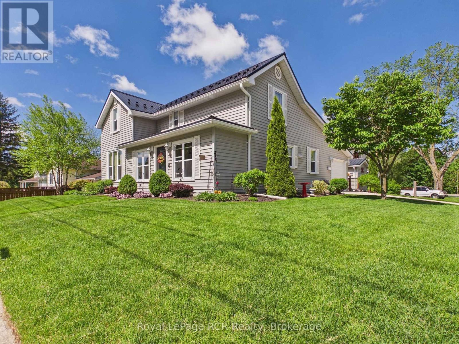 232 William Street, North Huron, Ontario  N0G 2W0 - Photo 3 - X13222742