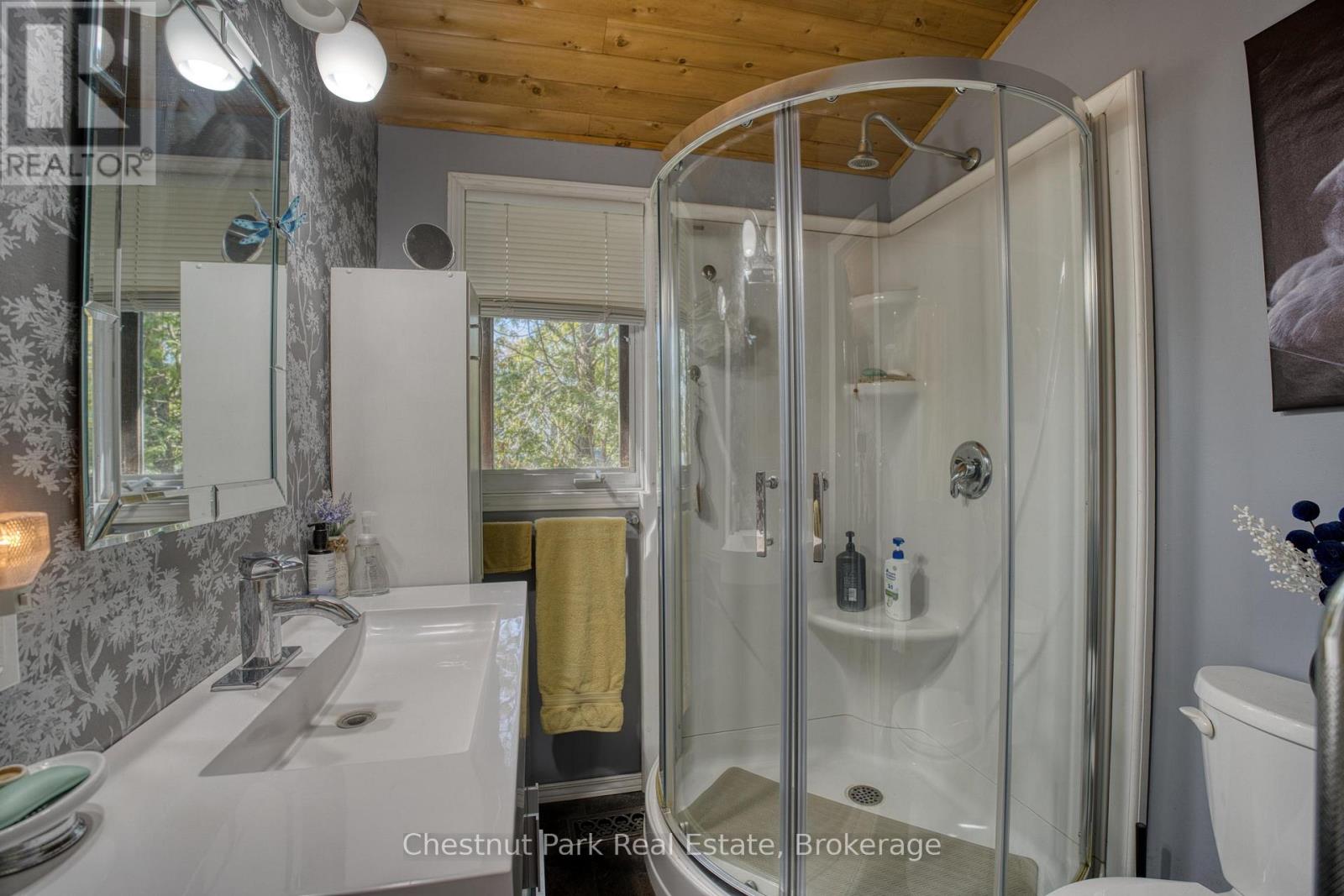 156 Miller Lake Shore Road, Northern Bruce Peninsula, Ontario  N0H 1Z0 - Photo 11 - X13222754