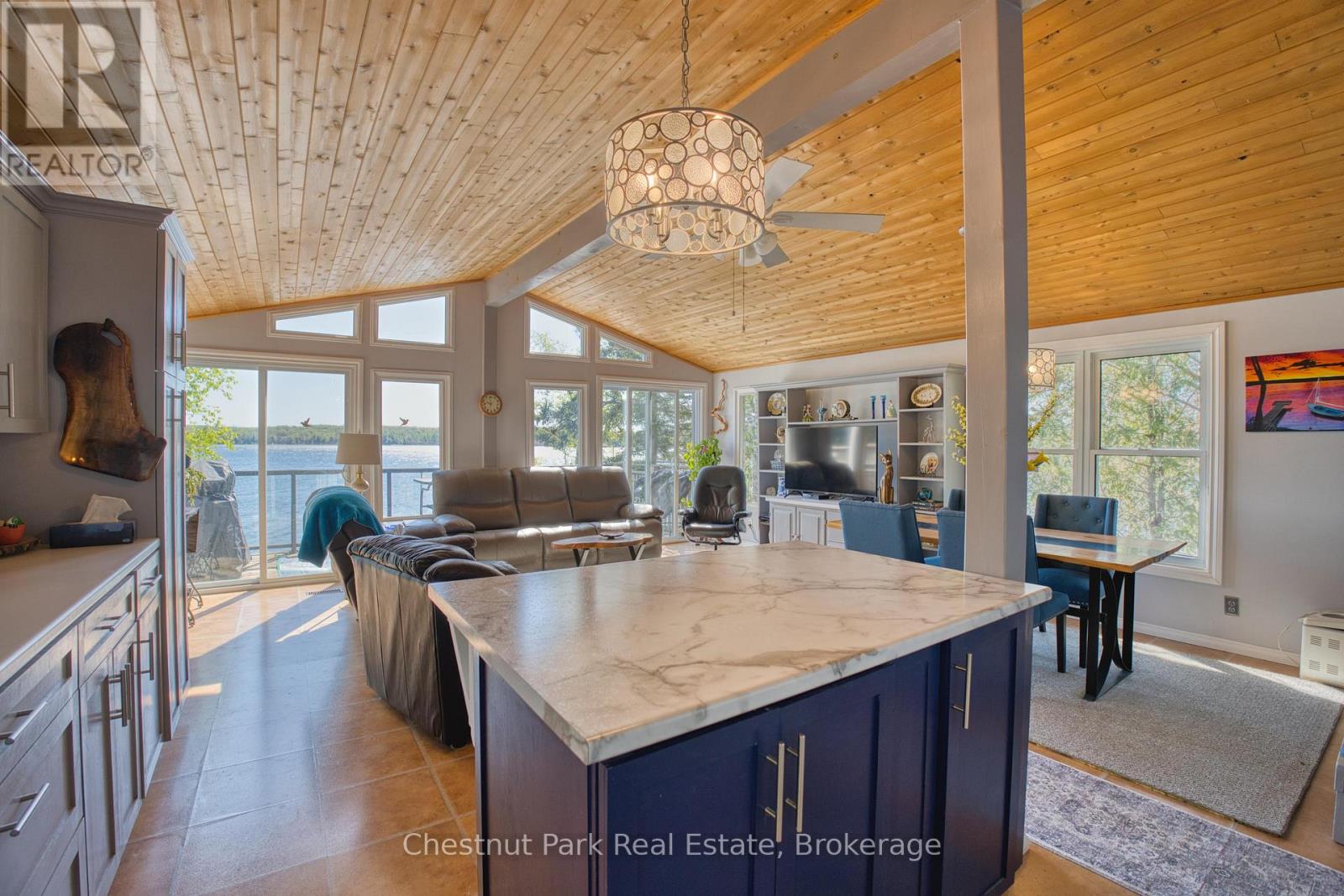 156 Miller Lake Shore Road, Northern Bruce Peninsula, Ontario  N0H 1Z0 - Photo 3 - X13222754