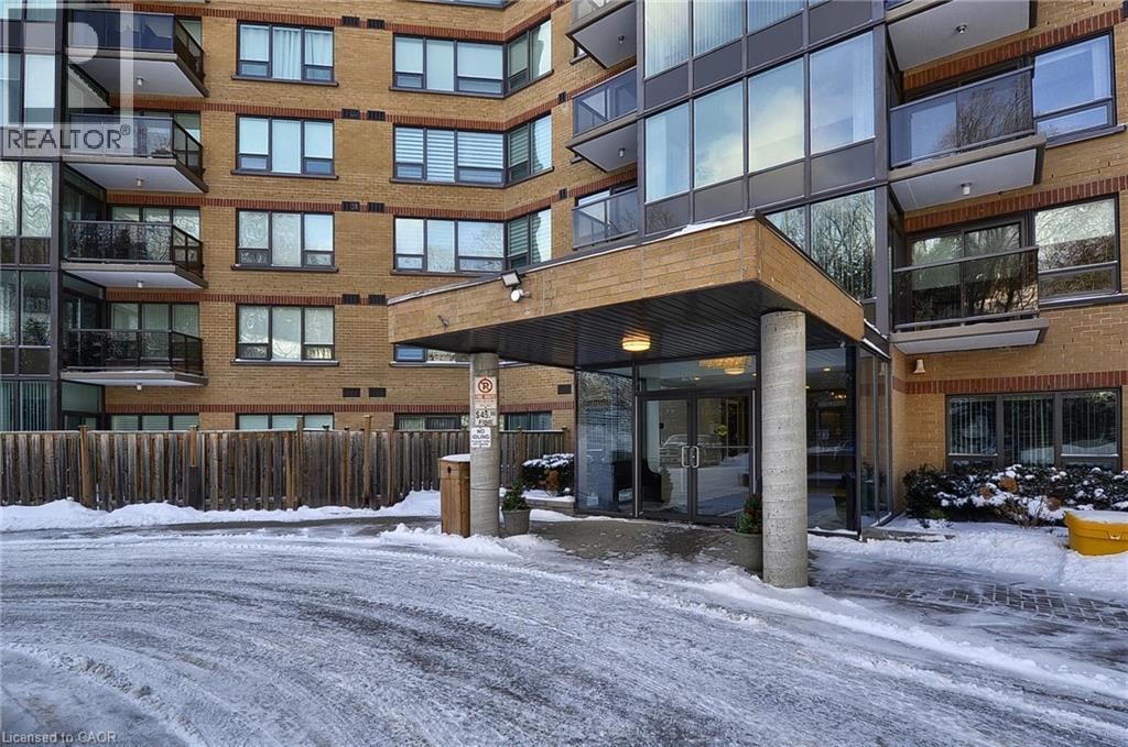 237 King Street W Unit# 1305, Cambridge, Ontario  N3H 5L2 - Photo 2 - 40833639