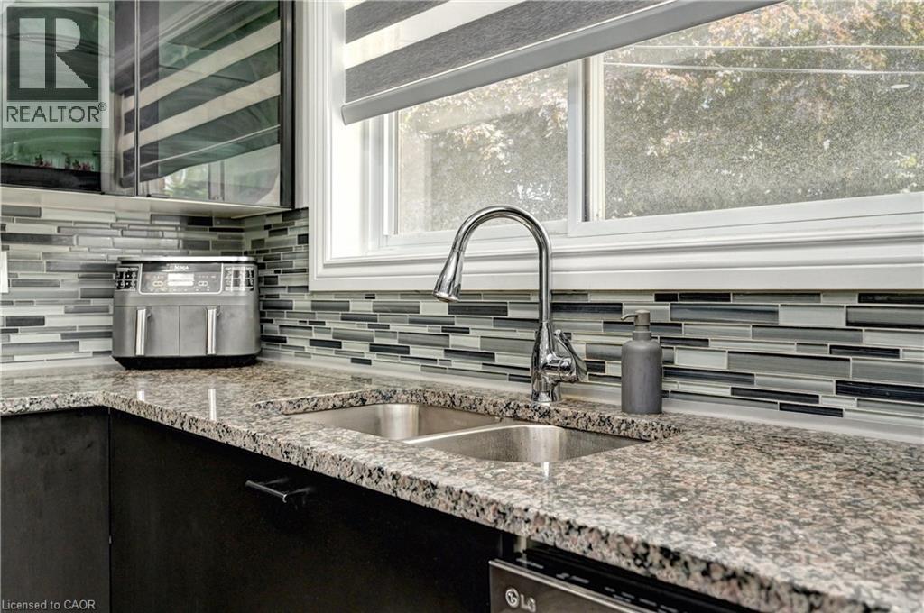 158 Plymouth Road, Kitchener, Ontario  N2G 3G5 - Photo 13 - 40835142