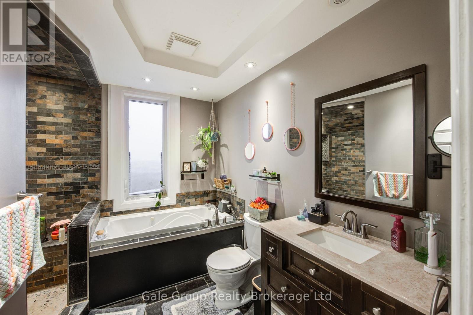 83 Oxford Street, Woodstock, Ontario  N4S 6A4 - Photo 10 - X13223330