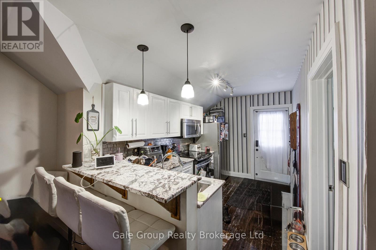 83 Oxford Street, Woodstock, Ontario  N4S 6A4 - Photo 5 - X13223330