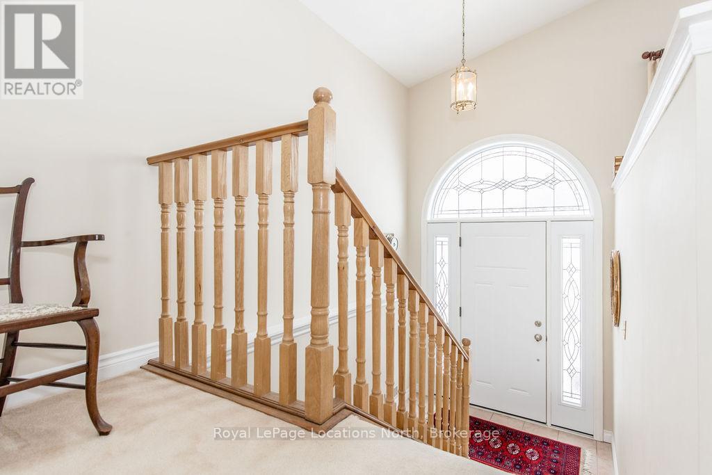 40 Fairway Crescent, Wasaga Beach, Ontario  L9Z 1B8 - Photo 5 - S13223246