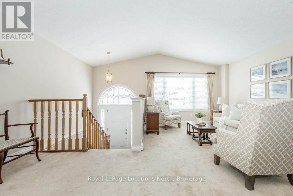 40 Fairway Crescent, Wasaga Beach, Ontario  L9Z 1B8 - Photo 7 - S13223246