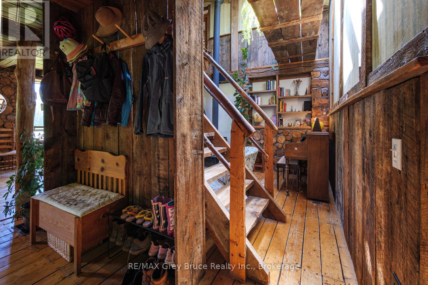 127 Crawford Drive, South Bruce Peninsula, Ontario  N0H 2T0 - Photo 19 - X13223418