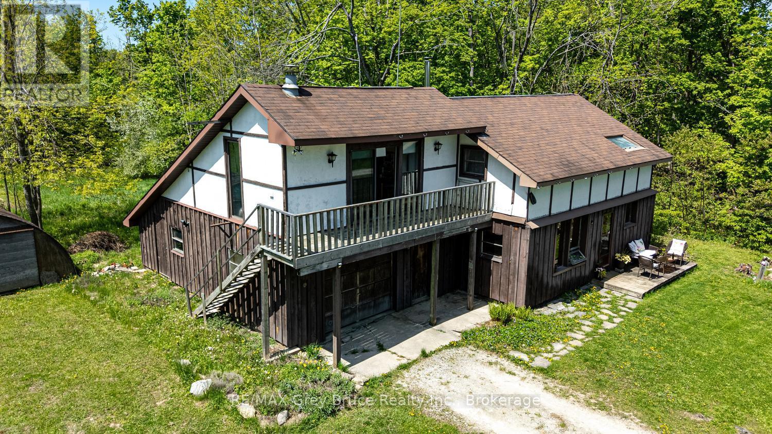 127 Crawford Drive, South Bruce Peninsula, Ontario  N0H 2T0 - Photo 2 - X13223418