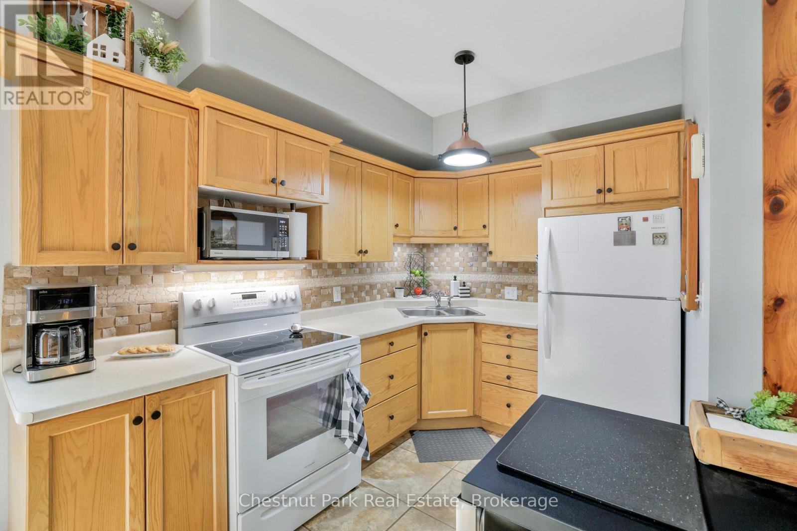 17 Cedar Trail, South Bruce Peninsula, Ontario  N0H 2T0 - Photo 13 - X13223454