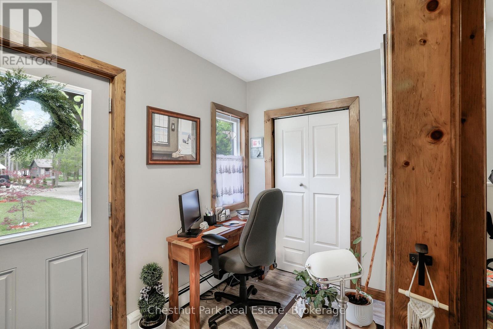 17 Cedar Trail, South Bruce Peninsula, Ontario  N0H 2T0 - Photo 4 - X13223454