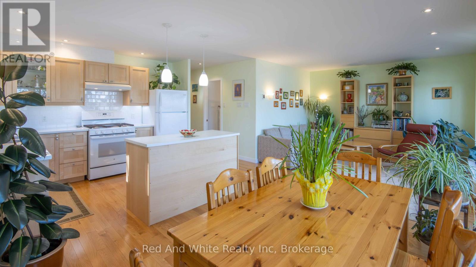 610 Pine Point Lane, Killaloe, Ontario  K0J 2A0 - Photo 11 - X13223562