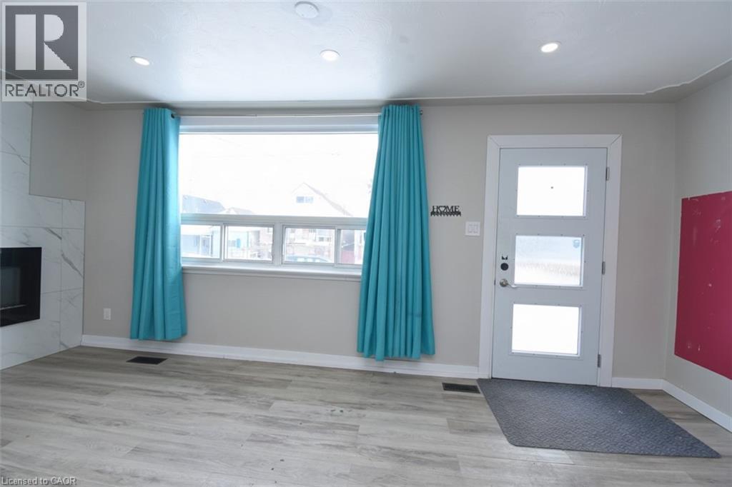 371 Fairfield Avenue, Hamilton, Ontario  L8H 5J1 - Photo 5 - 40833215