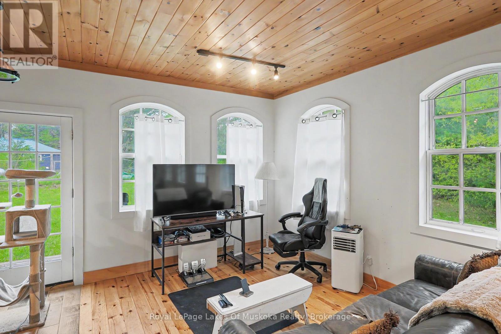 1003 Kelly Road, Lake Of Bays, Ontario  P0B 1A0 - Photo 27 - X13223702