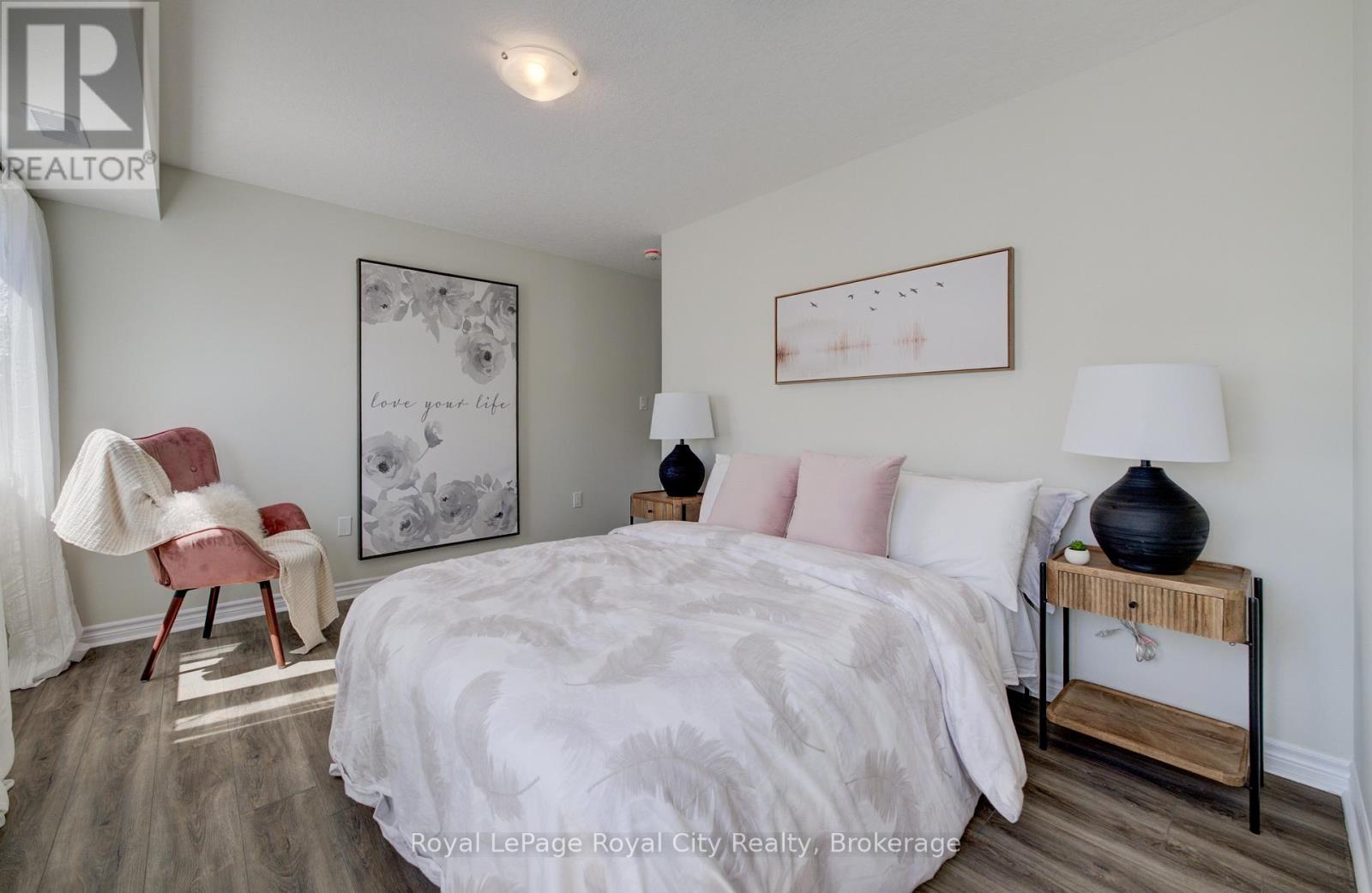 9 - 465 Garafraxa Street W, Centre Wellington, Ontario  N1M 0L6 - Photo 11 - X13223742