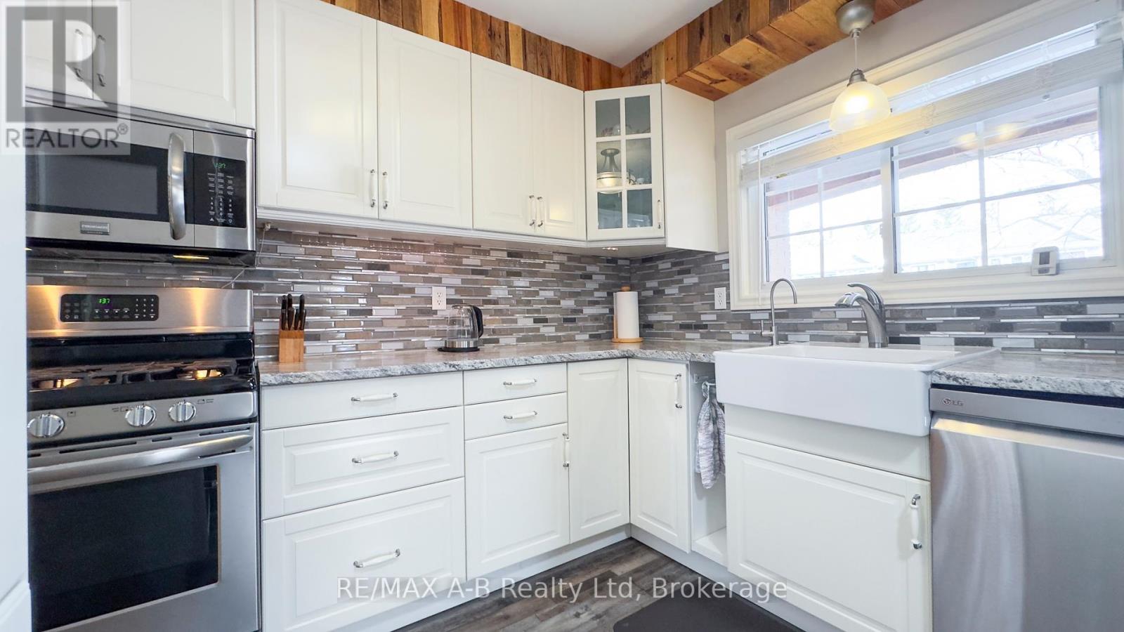 101 Middleton Street, Zorra, Ontario  N0M 2M0 - Photo 16 - X13223794