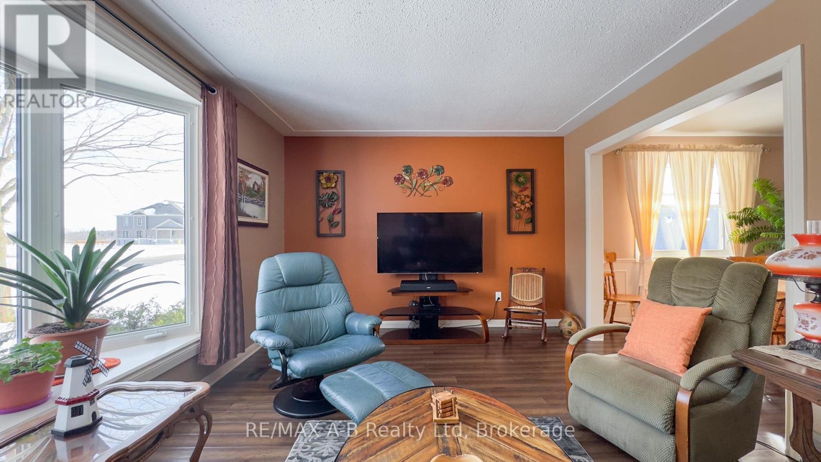 101 Middleton Street, Zorra, Ontario  N0M 2M0 - Photo 7 - X13223794