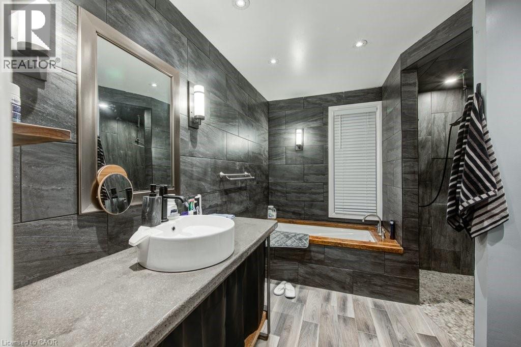 83 Oxford Street, Woodstock, Ontario  N4S 6A4 - Photo 26 - 40835540