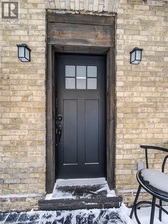 83 Oxford Street, Woodstock, Ontario  N4S 6A4 - Photo 3 - 40835540