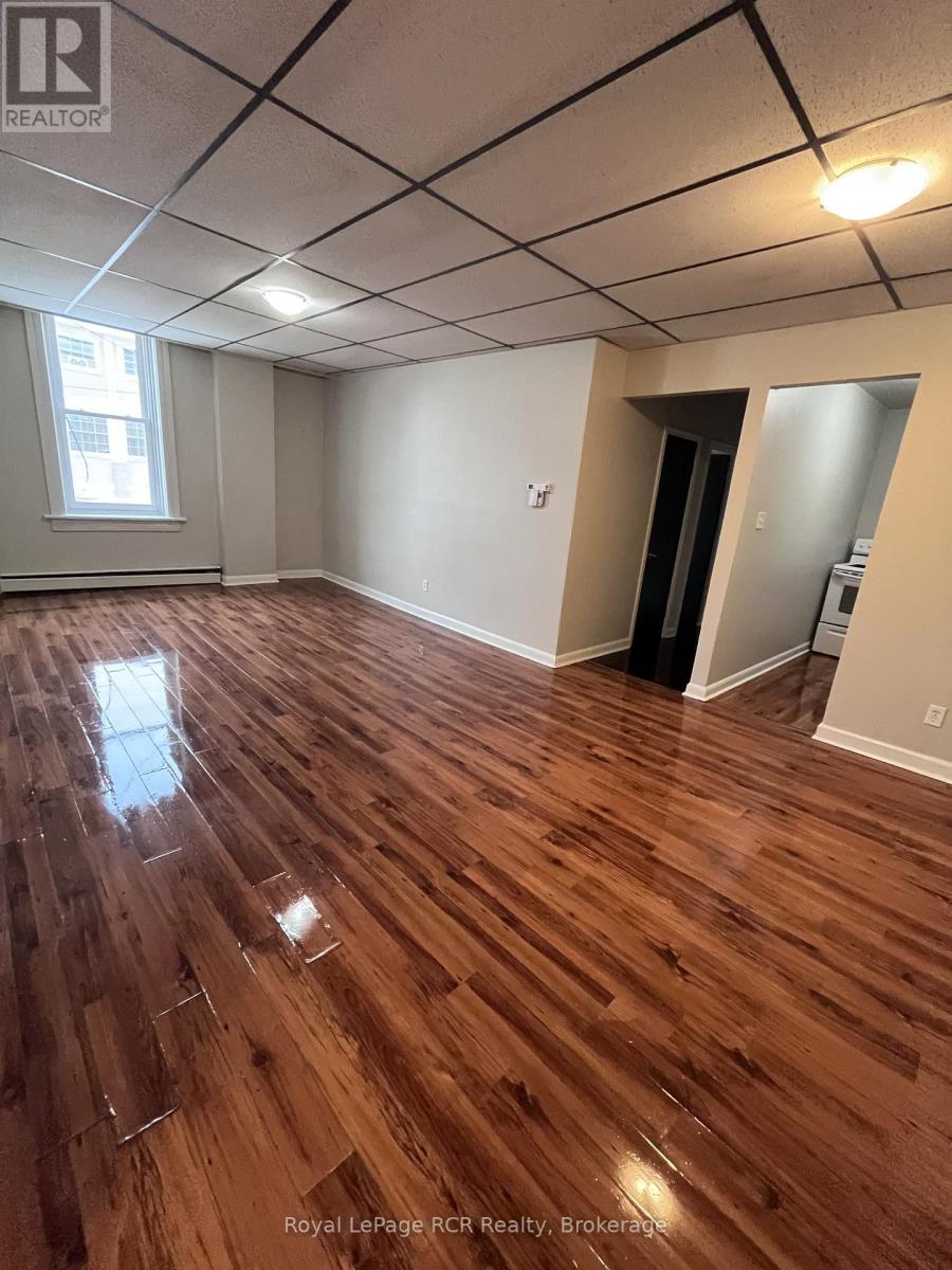 105 Garafraxa Street S, West Grey, Ontario  N0G 1R0 - Photo 28 - X13224016