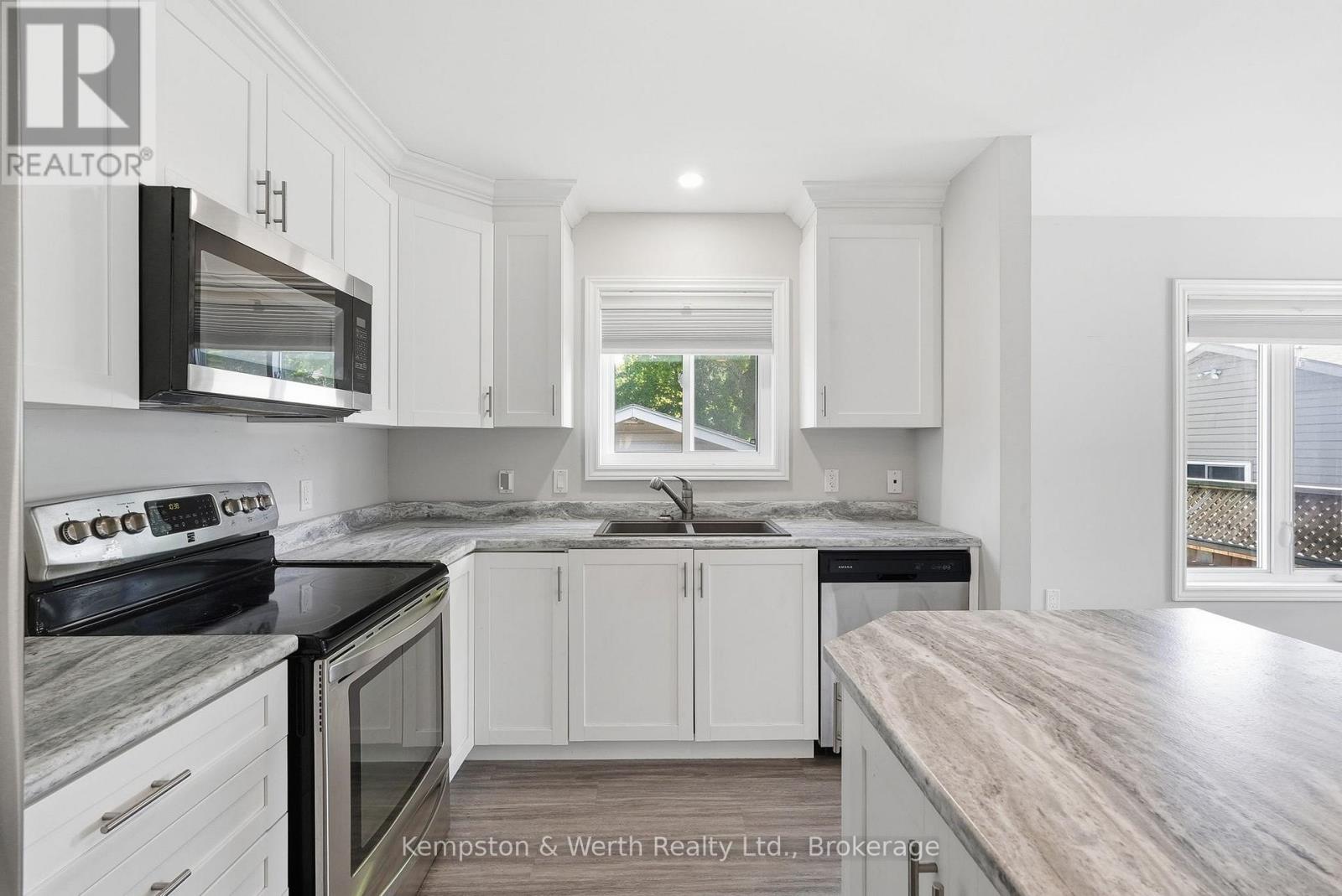 645 Davidson Avenue S, North Perth, Ontario  N4W 0G7 - Photo 10 - X13224932