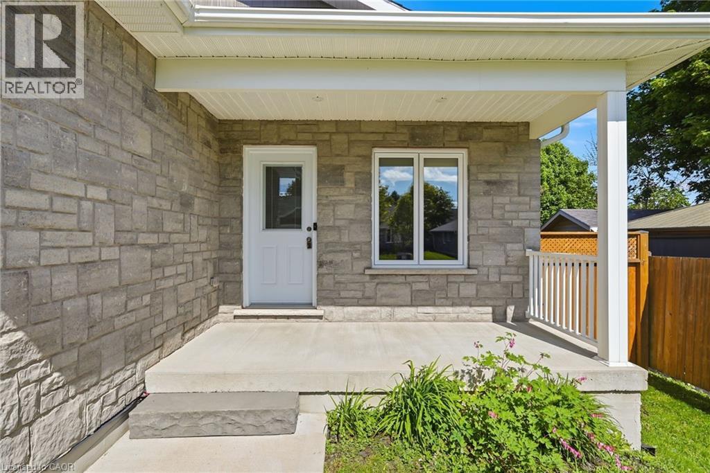 645 Davidson Avenue S, Listowel, Ontario  N4W 0G7 - Photo 3 - 40835585