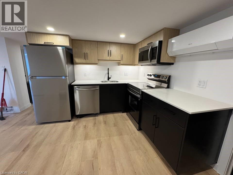 431 Krug Street, Kitchener, Ontario  N2B 1K9 - Photo 12 - 40835315
