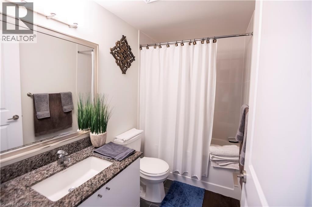 75 Eglinton Avenue W Unit# 1601, Mississauga, Ontario  L5R 0E5 - Photo 13 - 40835214
