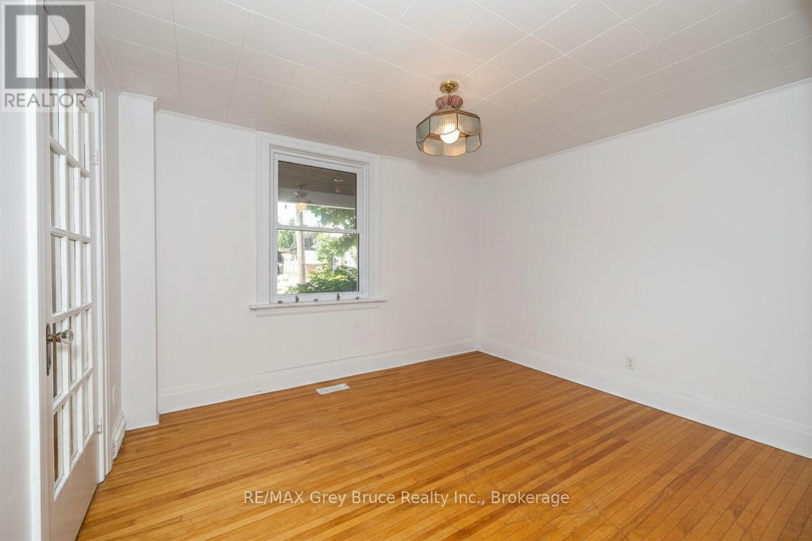 1809 3rd Avenue W, Owen Sound, Ontario  N4K 4R7 - Photo 6 - X13225336