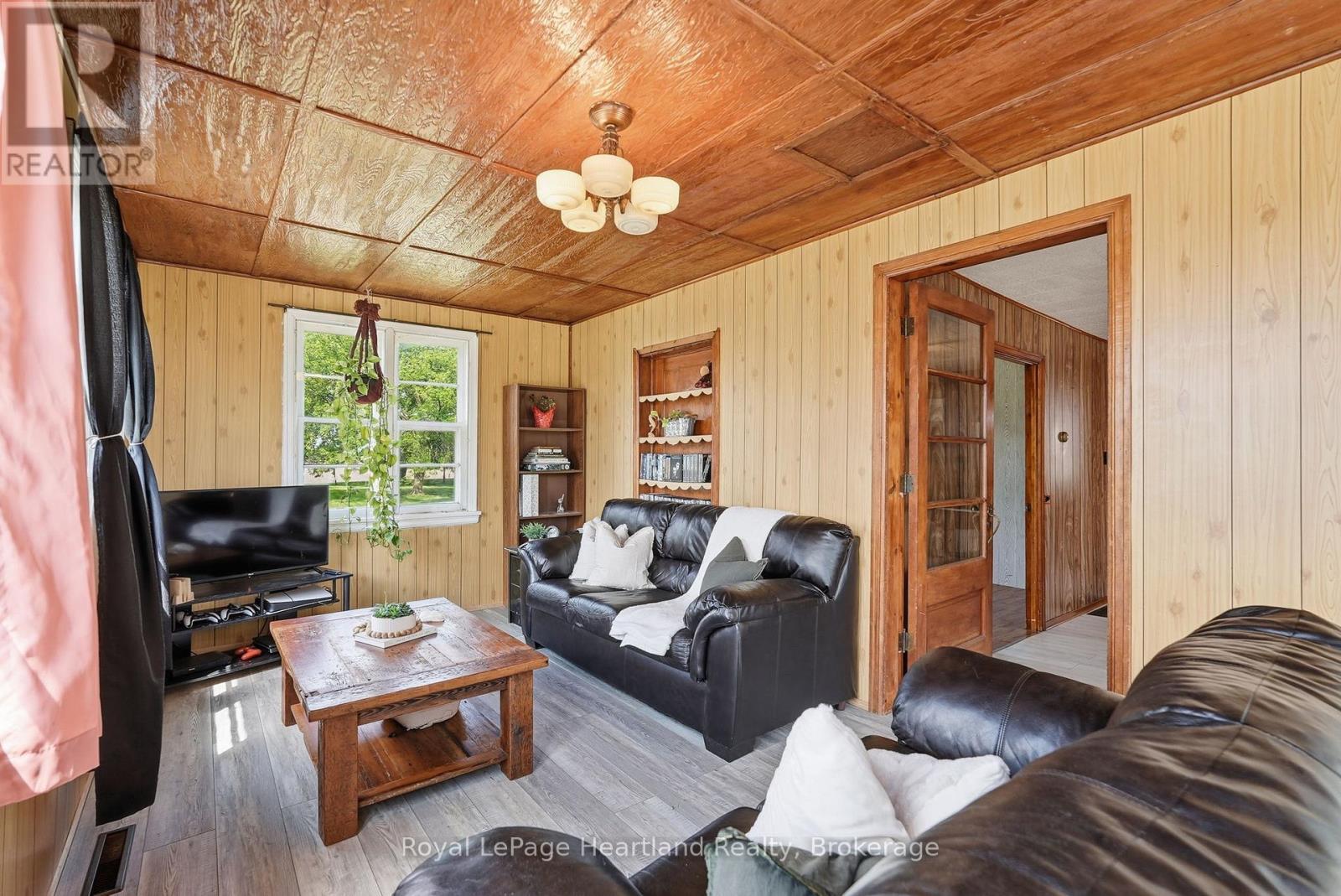 41574 Kirkton Road, South Huron, Ontario  N0K 2A0 - Photo 7 - X13225636