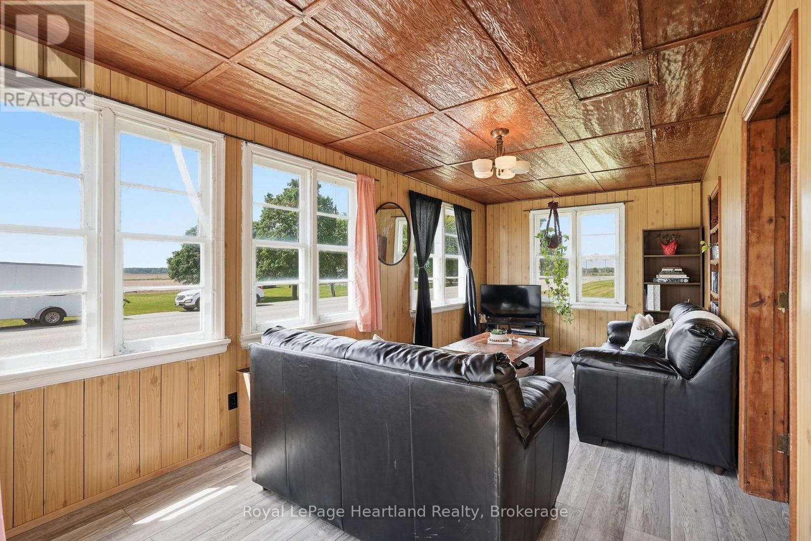 41574 Kirkton Road, South Huron, Ontario  N0K 2A0 - Photo 9 - X13225636