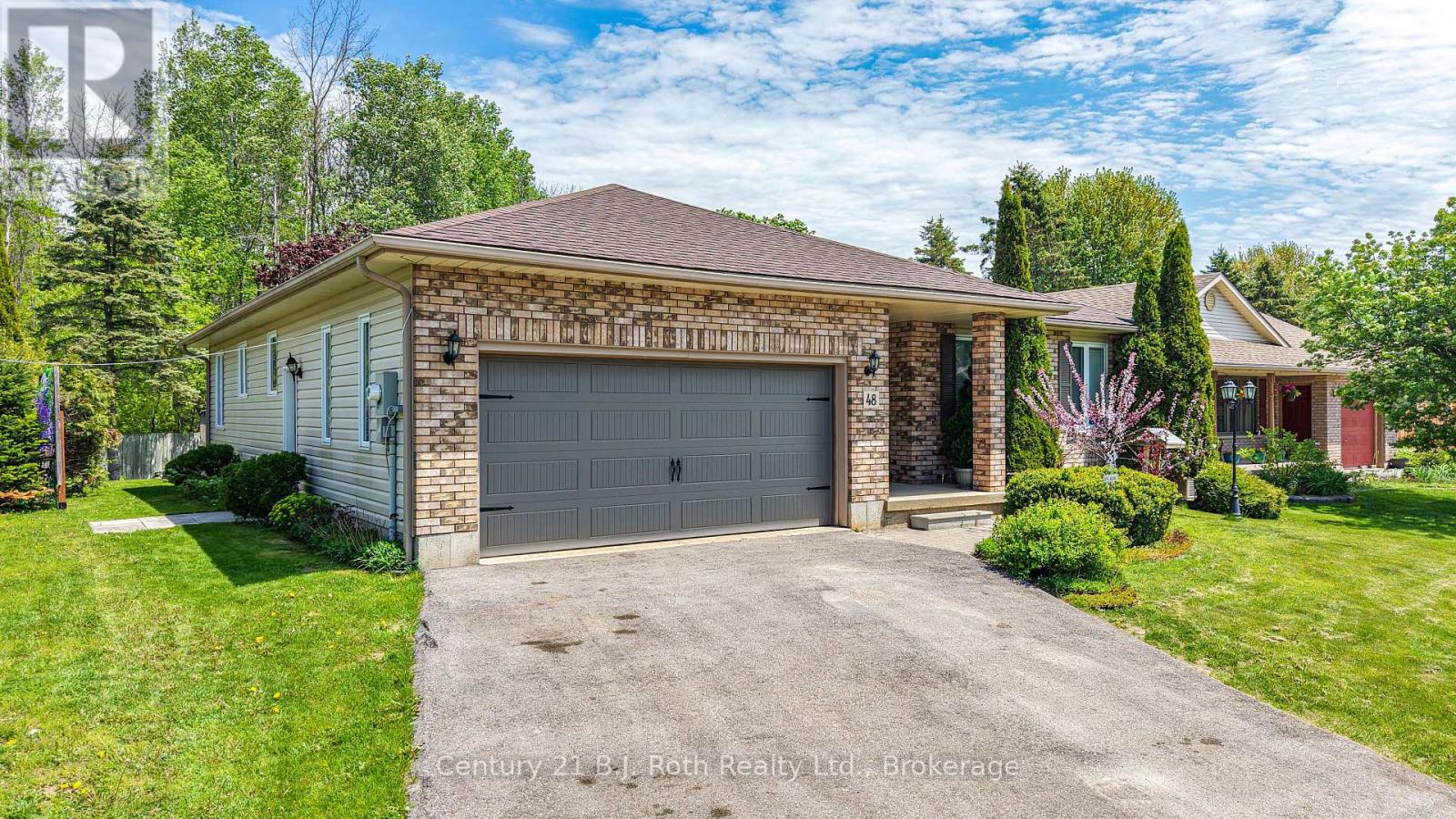 48 Brick Pond Road, Severn, Ontario  L0K 1E0 - Photo 3 - S13225818